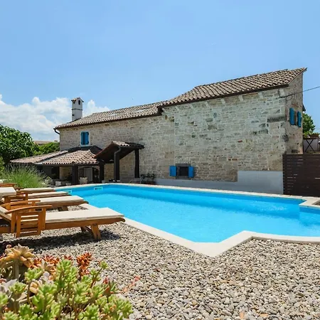 With Private Pool Suna * Višnjan